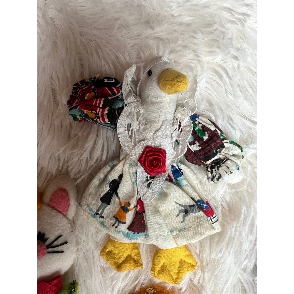 Handmade Felt Christmas Ornaments 5 Vintage Kitschy Nursery Rhymes Childrens
